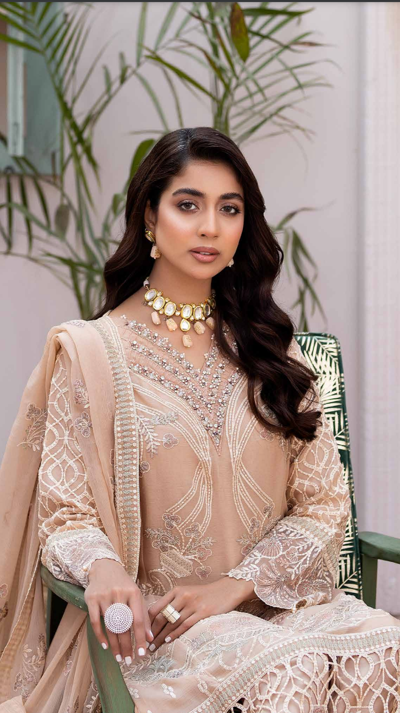 Noori Shafaq by Bint-E-Noor -05